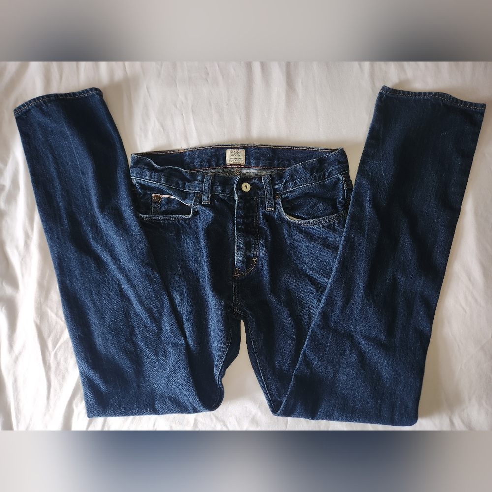 Blue jeans - Picture 2 of 9